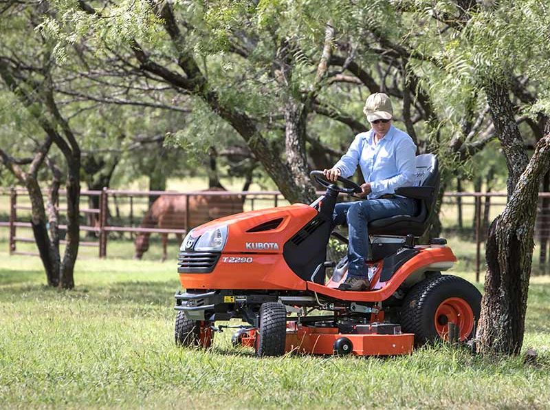 Kubota T2290KW-42 Lawn Tractor